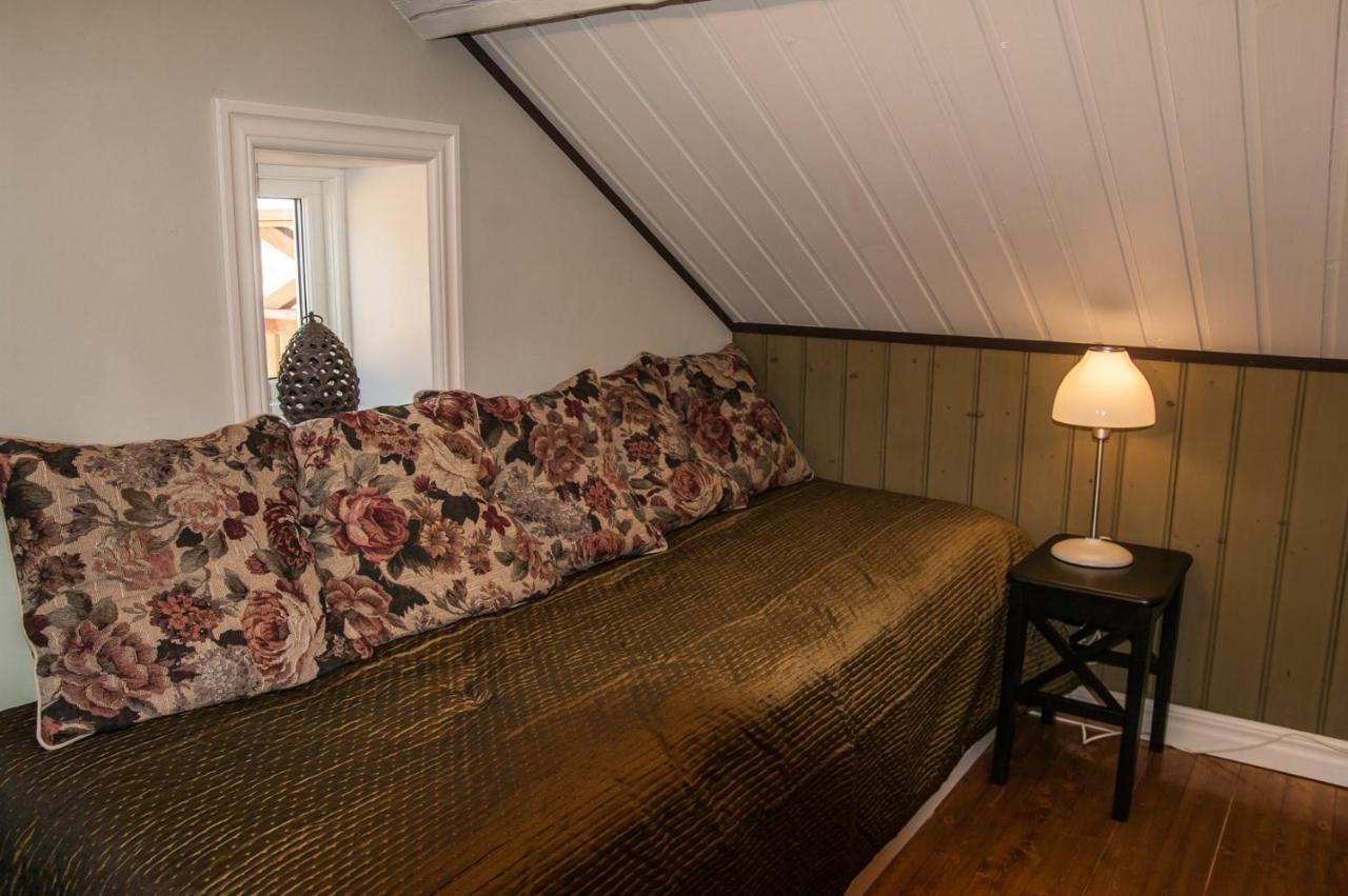Tavlebords Honungsgard Tegneby Exterior foto